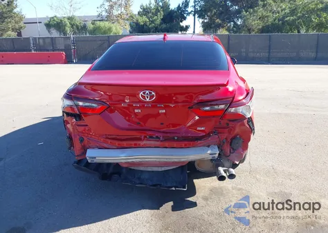 2022 Toyota Camry Se из США, поврежденный, VIN 4T1T11AK9NU062718